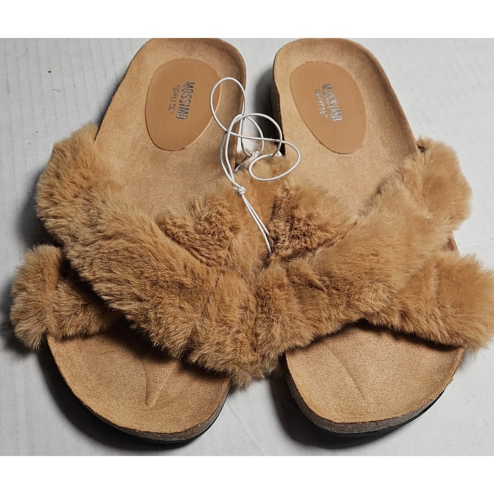 Mossimo Supply Co Bella Faux Fur Slides Tan Women's Size 7.5 Slip On Sandals New - Picture 2 of 12